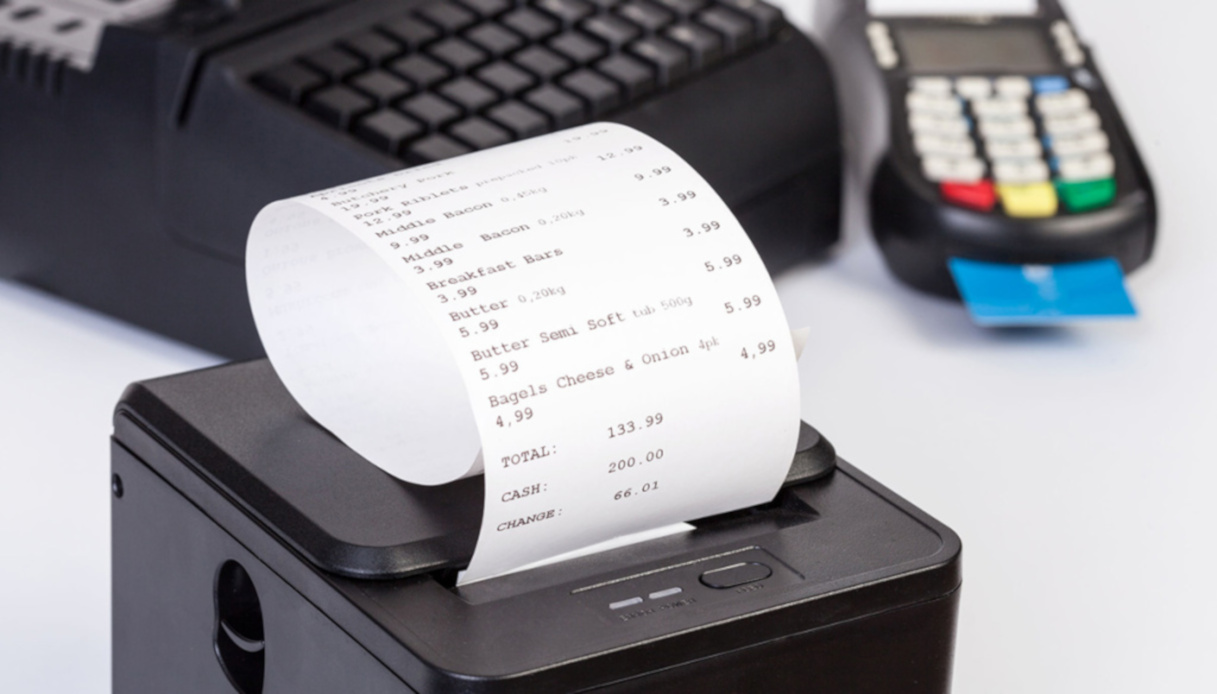 Lo scontrino di chiusura oltre la mezzanotte: dubbi nel nuovo regime telematico