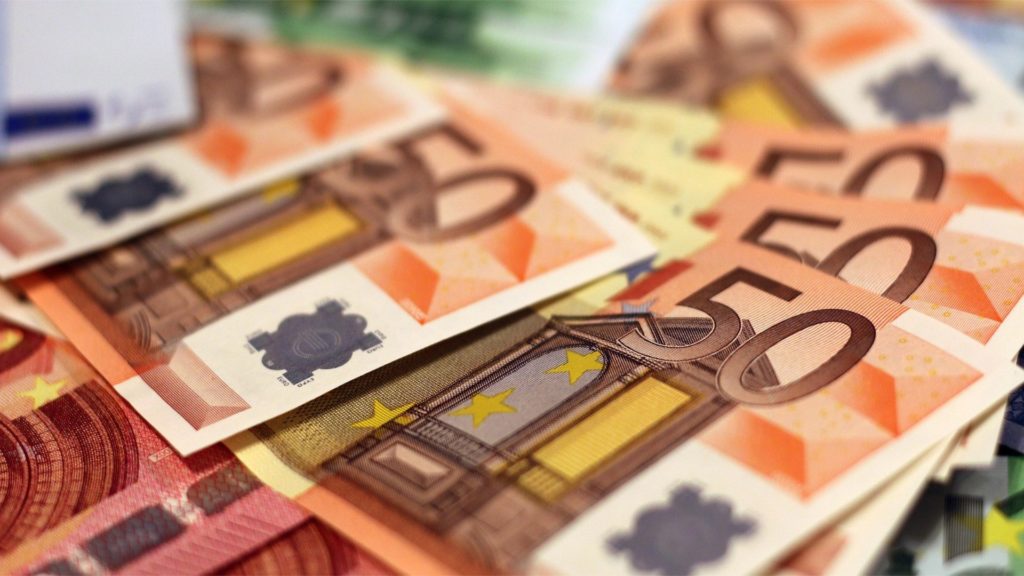 Contante oltre i 2mila euro in fuorigioco dal 1° luglio