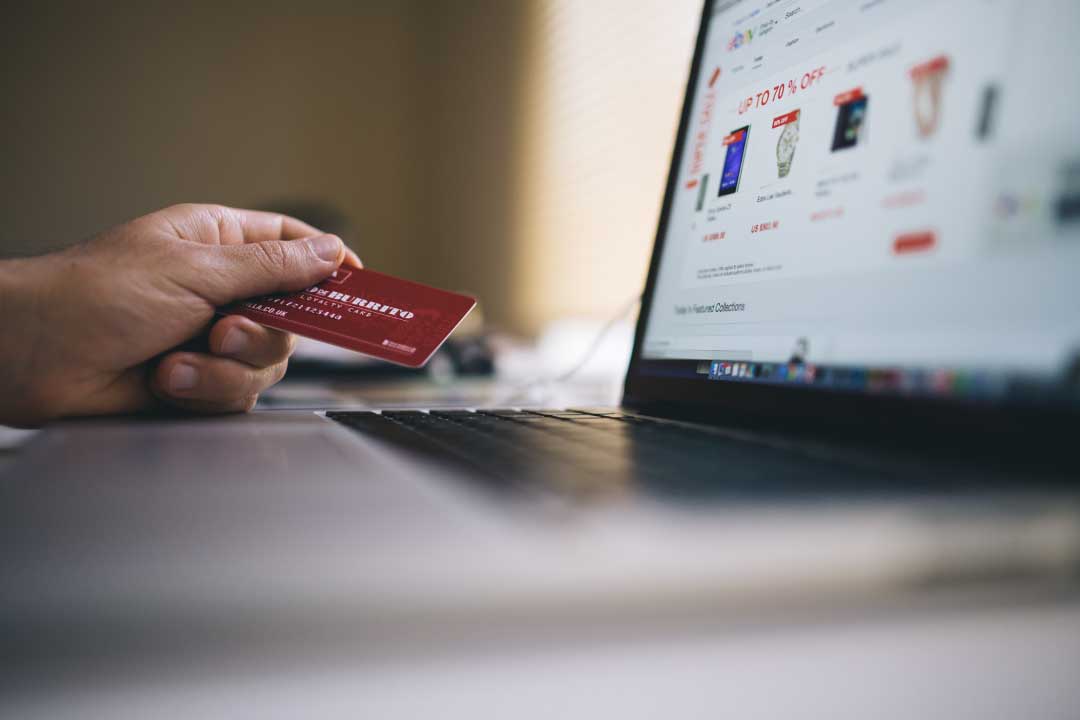 Vendite a distanza: nuove regole anche per i forfettari
